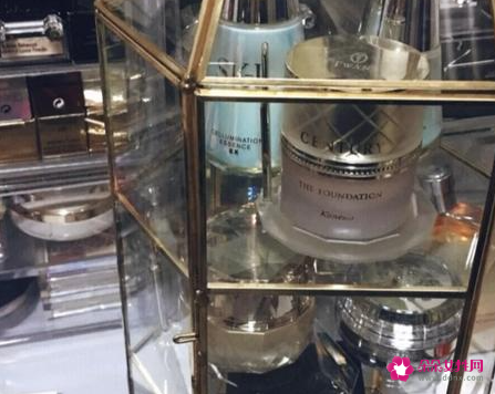 卧室放化妆品对身体有害吗