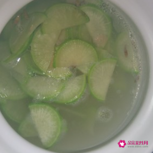 白萝卜用什么煲汤最好