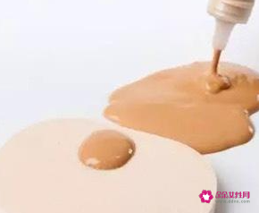 粉底液跟BB霜是一样的吗