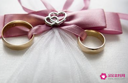 梦到自己结婚有什么预兆