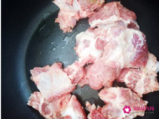 白萝卜用什么煲汤最好