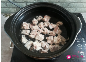 白萝卜用什么煲汤最好