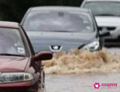 开车遇到深水路怎么办