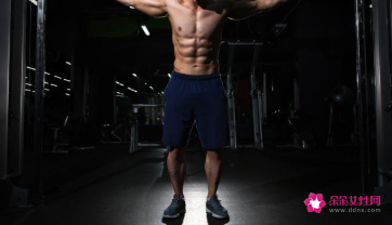 练不出腹肌怎么办