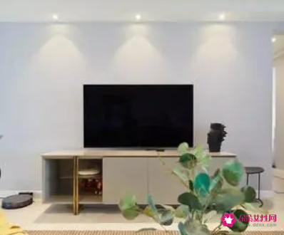 电视机上面放什么