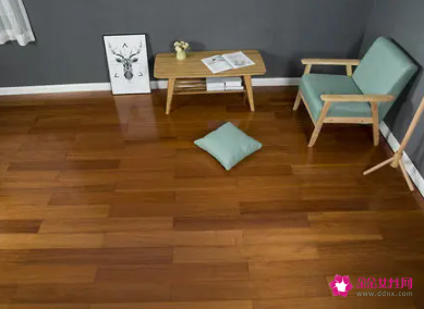 木地板有印迹怎么清除