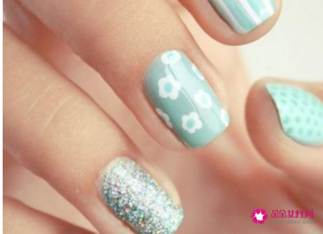 指甲难看的类型图片