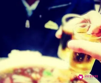 梦见喝醉的女人是什么意思