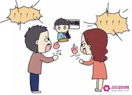 宝宝羞于见人爸妈如何帮