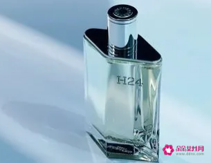 男士一般怎么喷香水