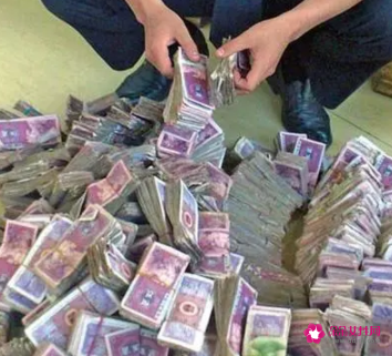 女人梦见数钱好不好