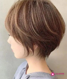 女生扎什么头发最霸气