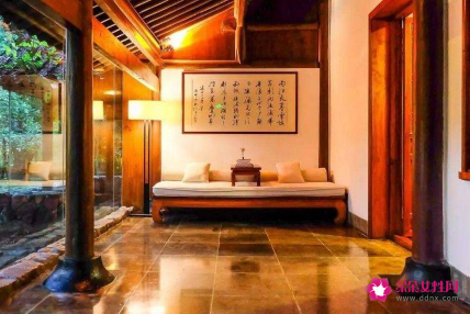 茶桌背景墙挂什么字画好