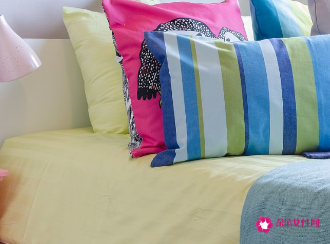 最适合睡眠的床单颜色灰色