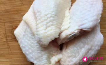 没解冻的鸡翅要烤多久