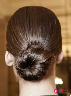 女生扎什么头发最霸气