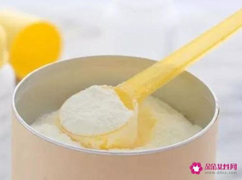 冲奶粉的水温多少适合