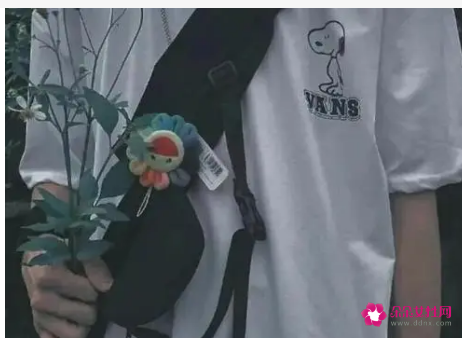 男人愿意投资你