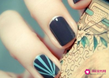 指甲难看的类型图片