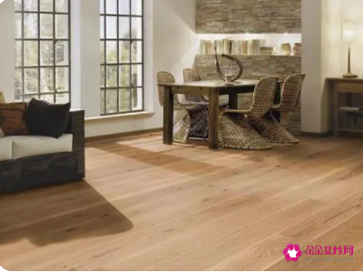 木地板有印迹怎么清除