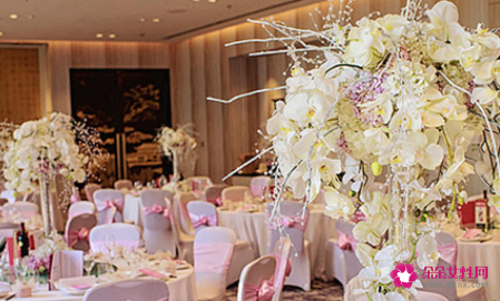 梦见参加结婚喜宴