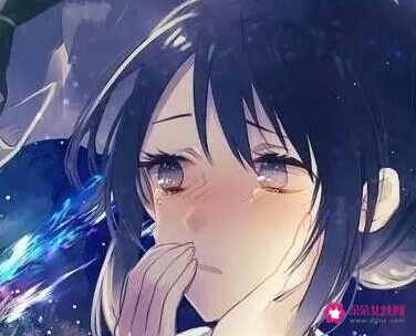 适合情侣增进感情的肢体动作