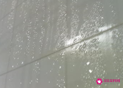 瓷砖返潮冒水怎么处理