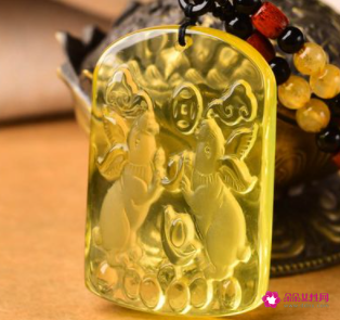 属猪人佩戴什么旺自己