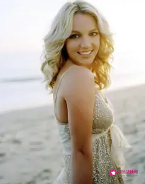 布兰妮庭审后首度发声，我卸下了假装后轻松多了