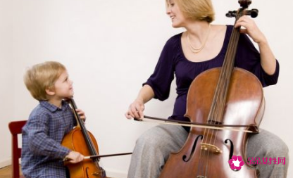 亲子游戏并不是替孩子游戏