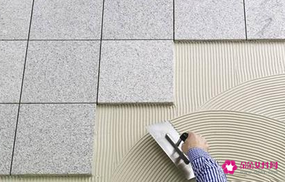 瓷砖返潮冒水怎么处理