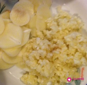 辣子排骨怎么做