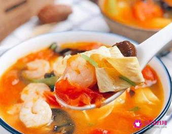 西红柿木耳汤的做法