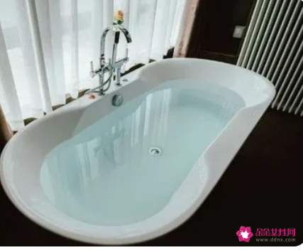 浴缸下水不畅怎么办