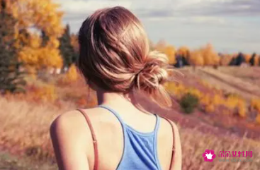 女人简单气质的一句话