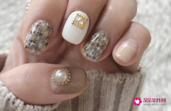 美女好看的手指甲