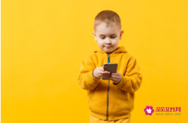 两岁宝宝抢玩具怎么办