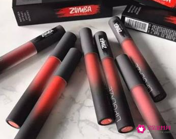 口红和唇釉哪个比较滋润