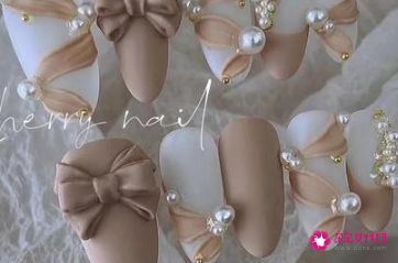 美女好看的手指甲