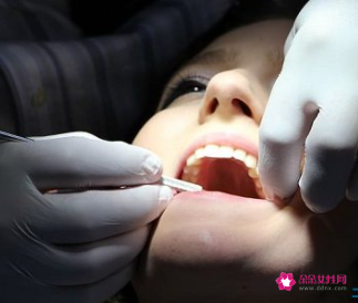 男人梦见自己下边的牙齿掉了预示什么