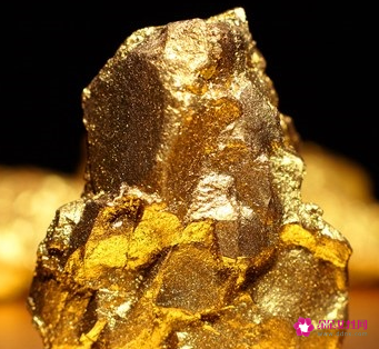 18k金和黄金的区别哪个比较好