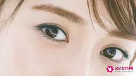 当红妆容的流行色有哪些