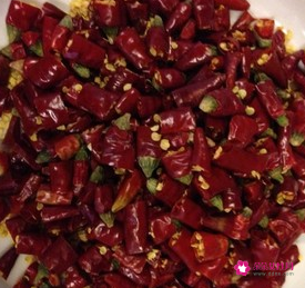 辣子排骨怎么做