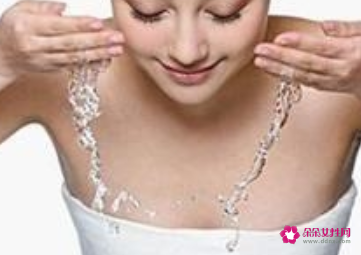 美容护肤要掌握正确护肤方法