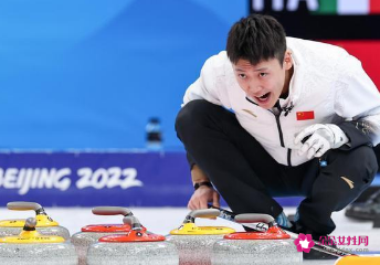 中国男子冰壶循环赛喜获两连胜