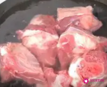 梦见一锅肉是什么意思