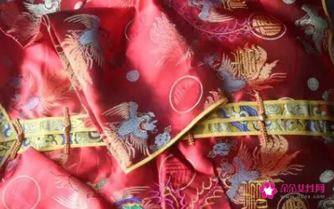 女儿买寿衣的讲究