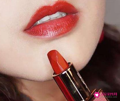 女人怎么学会化妆