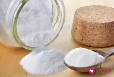 哪些自制面膜助你摆脱黑头的困扰