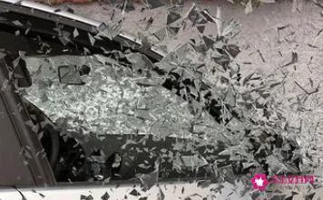 梦见出车祸了人没事代表啥意思